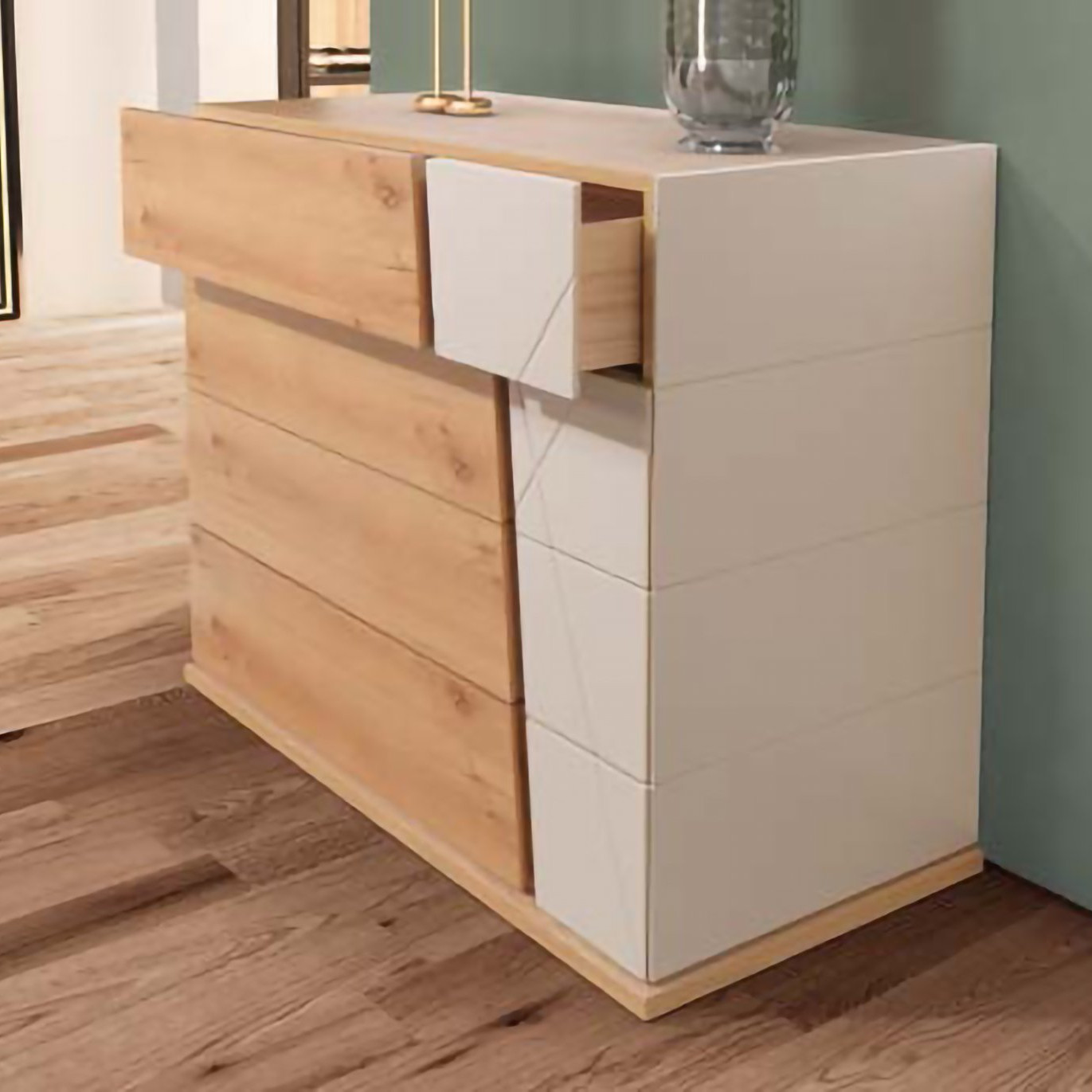 Балкон Noble с уличной мебелью из тика